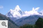 Wspaniała sylwetka Ama Dablam (6856 m) (w drodze powrotnej)