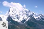 Cholatse i Taweche (6501 m). Panorama z Gokyo Peak