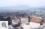 Widok z zamku na miasto Rasnov